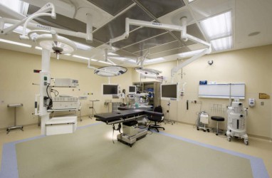 Bryan Hospital Surgery Room Large Equipment
