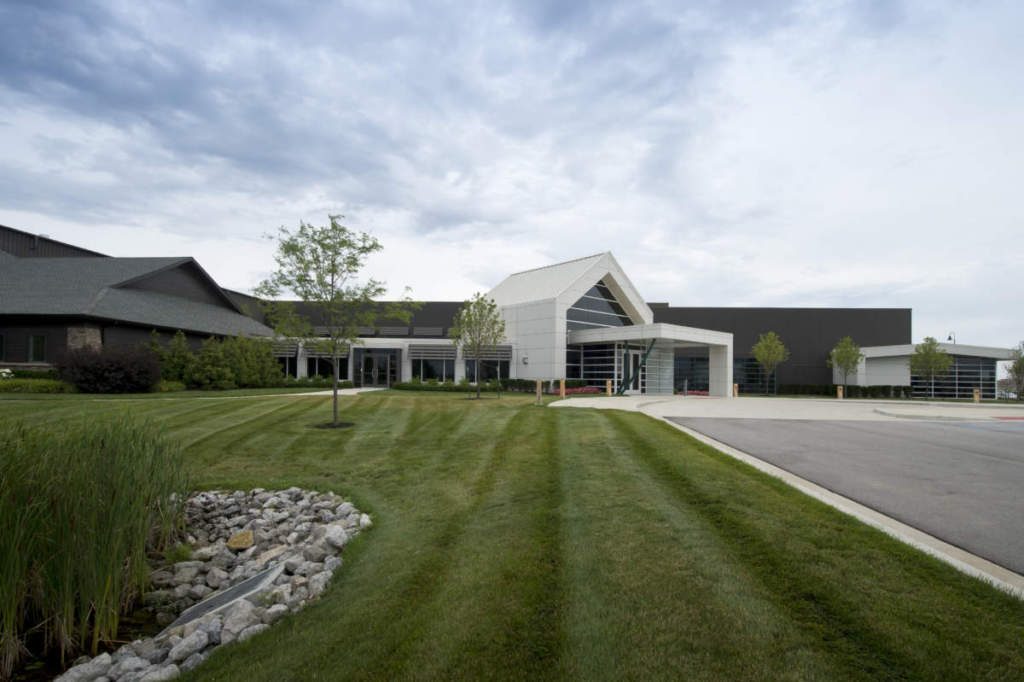 Vera Bradley Exterior Entrance Landscaping