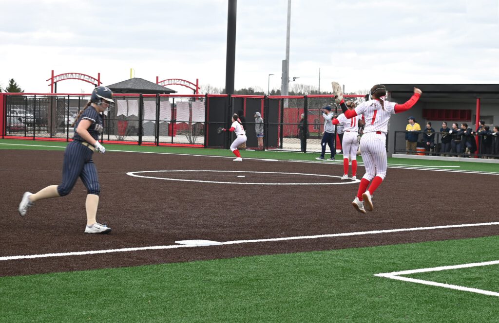 GCS Baseball Softball Complex Grand Opening | Weigand Construction GCS Softball Game