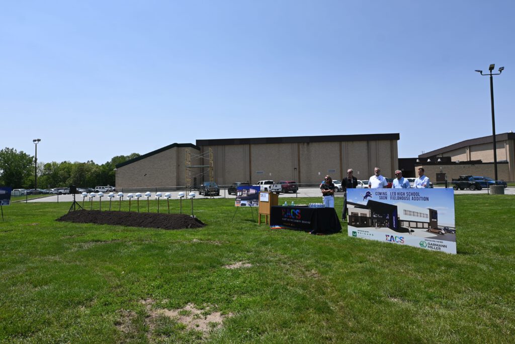 Leo Fieldhouse Groundbreaking | Weigand Construction Podium