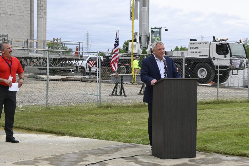 Paul Harding Steel Topping | Weigand Construction Sharing Remarks